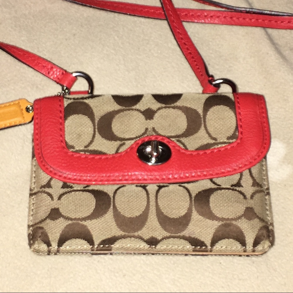 Coach wallet Crossbody.